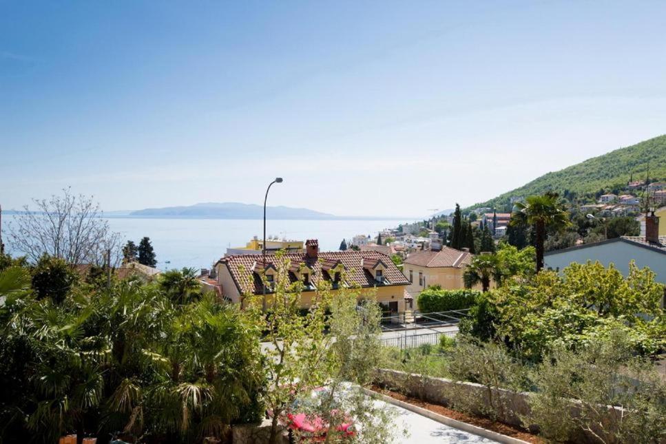 Apartmani Ve-Ro 1 Opatija Exterior foto